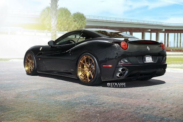 Ferrari California with Strasse Wheels