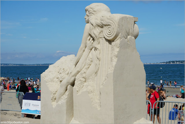 Escultura de Arena "Vanishing Muse"de Pavel Mylnikov 