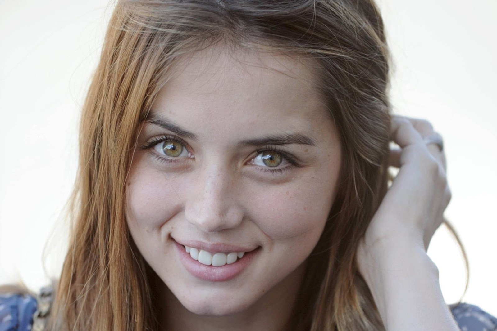 Ana de Armas HD Images and Wallpapers - Hollywood Actress