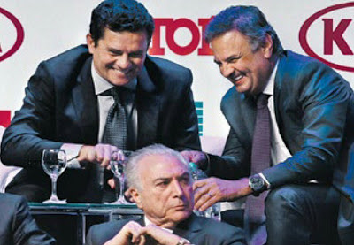 Delator acusa AÃ©cio de simular contrato com Odebrecht para financiar campanha de Anastasia Na Foto o Senador Aecio Neves e o Juiz da lava Jato Sergio Moro  em evento rindo da impunidade do PSDB e perseguiÃ§Ã£o aos inimigos