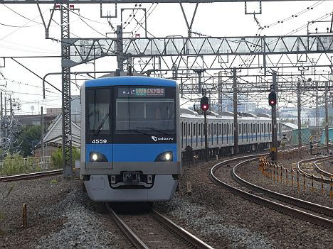 【ダイヤ改正で登場！】小田急4000形の常磐線　各駅停車　成城学園前行き