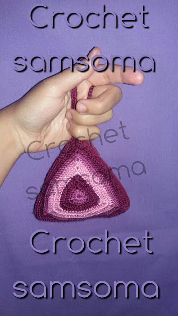 طريقة كروشيه محفظة نقود - جزذان نقود -. Monederos de crochet . Crochet Purses .monedero crochet .  طريقة جزدان كروشيه . جزدان كروشيه . crochet monederos  . Crochet pouch for feminine .كروشيه شنطة صغيرة . . طريقة كروشيه محفظة بالخطوات . كروشيه سمسومة . 