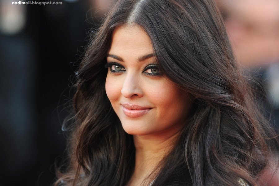 Aishwarya Rai Hot 2013