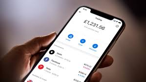 Revolut robot advisor