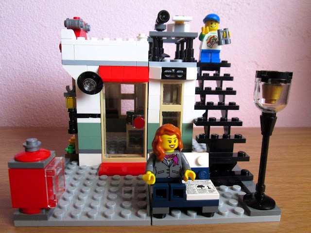 Set LEGO® Creator 3in1 31036 Loja de Brinquedos e Produtos de Mercearia - modelo 3