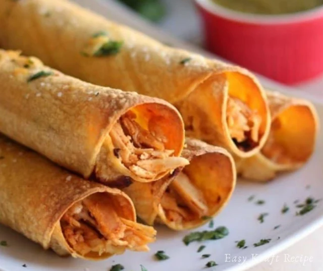 SPINACH AND EGG BREAKFAST TAQUITOS