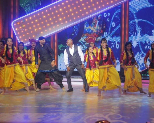 Harbhajan Singh dancing