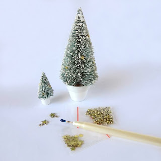 Alberi di Natale in miniatura per case di bambola