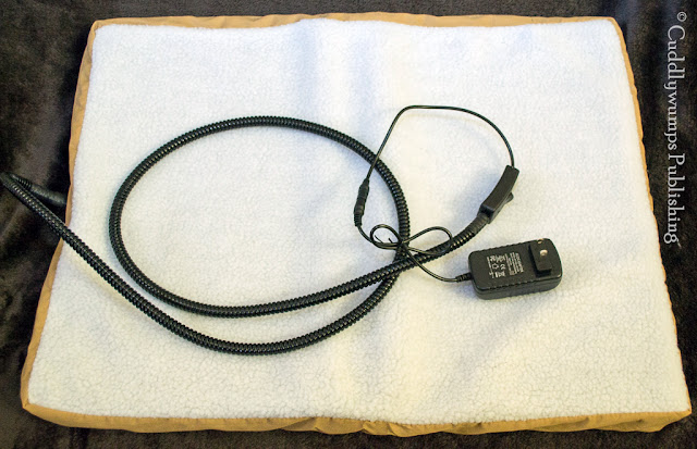 The Art of Paws Heated Pet Mat