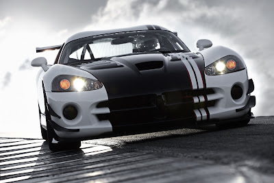Dodge Viper ACR X 2 Dodge Targets Enthusiasts with Race Ready 2010 Viper SRT10 ACR X Special