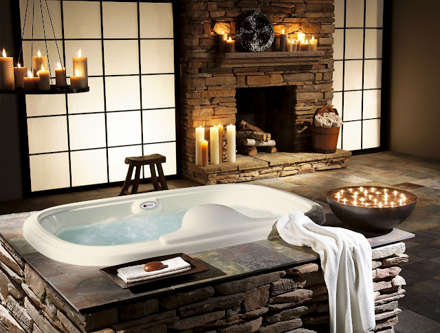 Stone bathroom with candles 