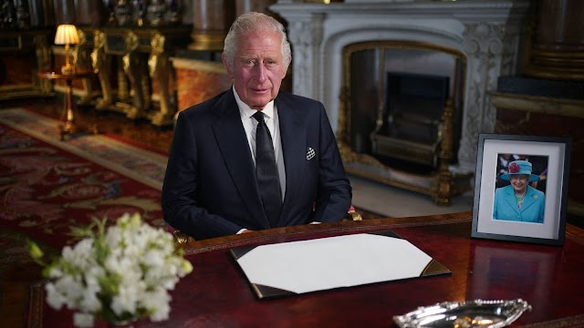 Carlos III pidió «la guía y ayuda de Dios Todopoderoso» al ser proclamado nuevo Rey de Inglaterra