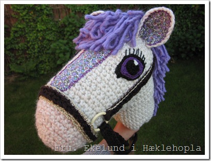 Hæklet kæphest / Crochet hobbyhorse