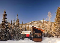Snow Rocky Mountain Vacation House with Solar Panel as Primary Energy