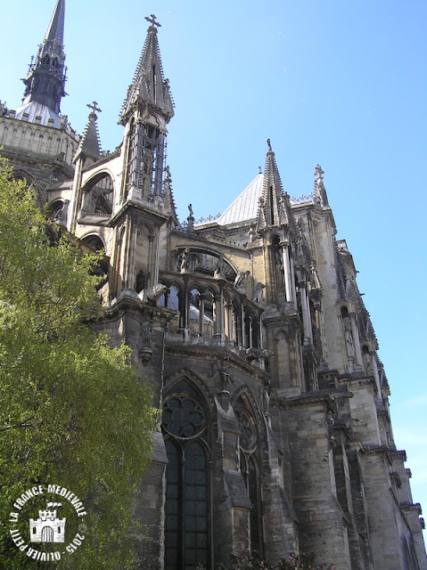 REIMS (51) - Cathédrale Notre-Dame (Extérieur - Chevet)