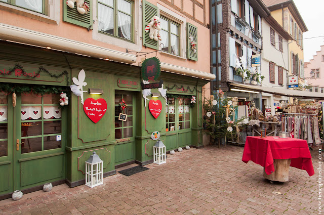 Comer en Turckheim Alsacia pueblos Navidad