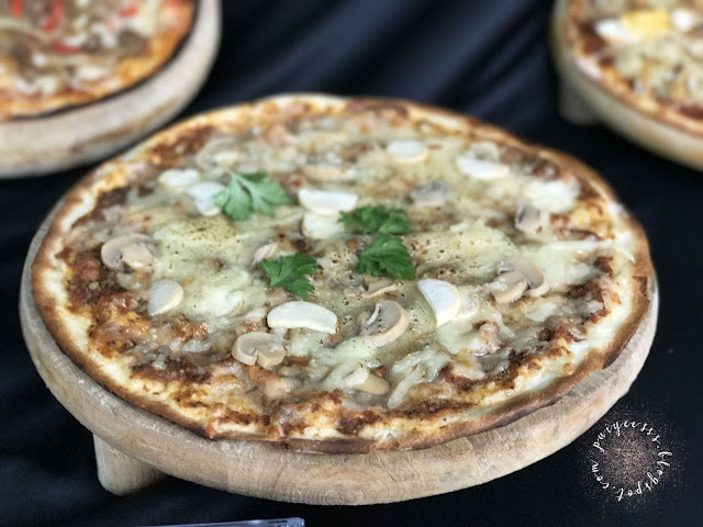 magic-mushroom-pizza