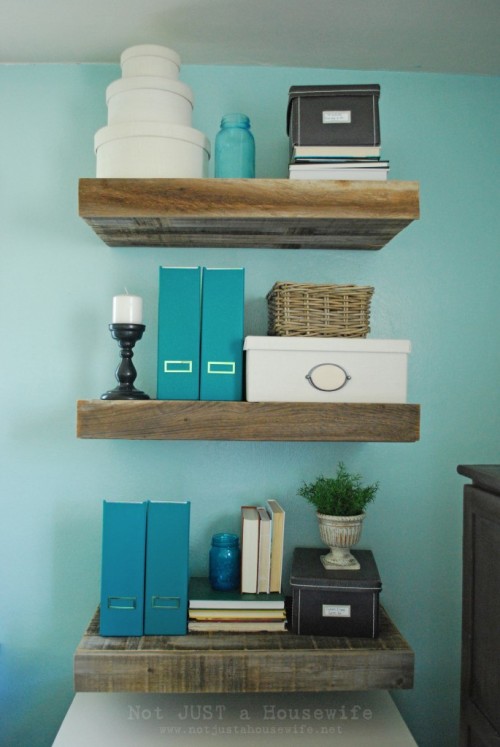 DIY Reclaimed Wood Floating Shelves