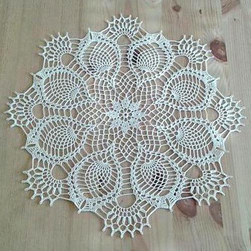 Crochet Doily Pattern - Pineapple Doily - lace doily