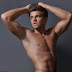 Leandro Penna flaunts his physique as he signs up with London model agency