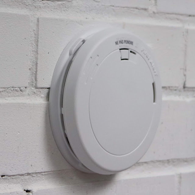 first alert smoke alarm