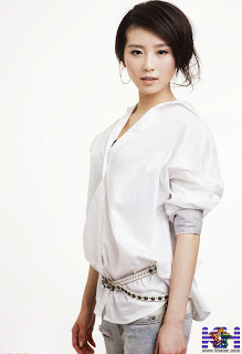 Cute chinese actress Liu Shi SHi