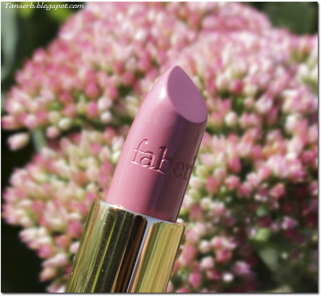 Увлажняющая губная помада CC Увлажнение в цвете / Moisturizing CC lipstick Color & care "Натуральная роза" 4599