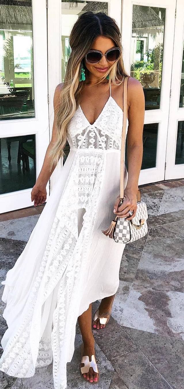 awesome outfit idea / white maxi dress + slides + bag
