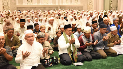 Bupati Tapsel Sambut 1.500 Jamaah Pengajian Surya Al-Hidayah