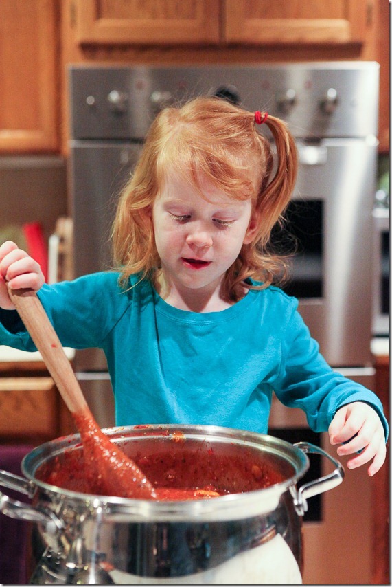 Sara stirring spaghetti sauce (2)-small