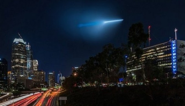 Enam Fenomena Cahaya Aneh Yang Dianggap Sebagai UFO