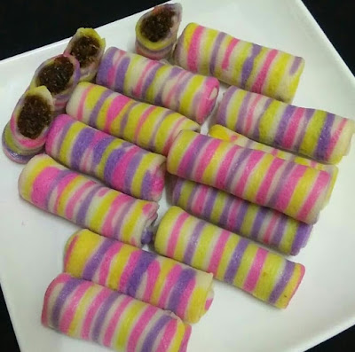 Kuih tradisional,ouih ketayap,kuih ketayap pelangi,kuih ketayap hijau,ketayap pelangi inti kelapa,resepi