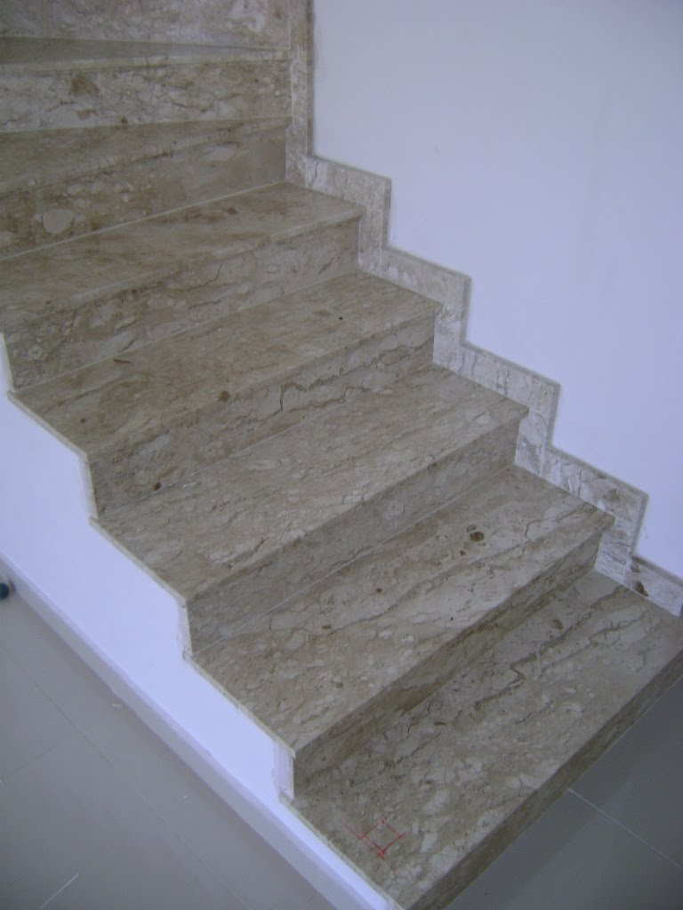 Galeria do Mármore: Escadas