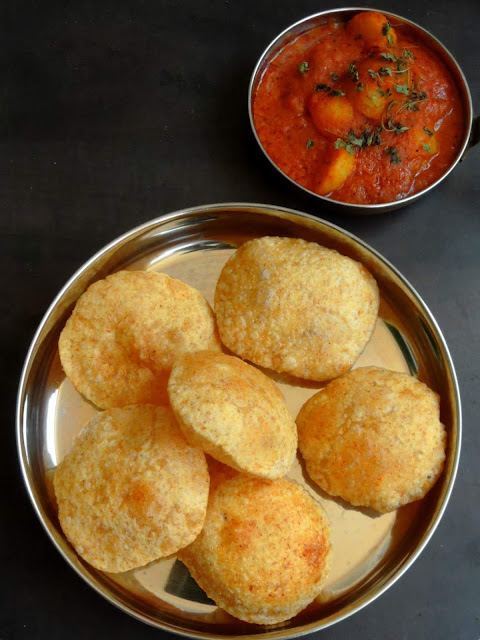 Club Kachori Aloo ki Sabji