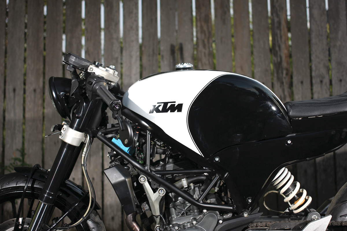 The Duke of Jakarta  Studio Motor  KTM Cafe  Racer  Return 
