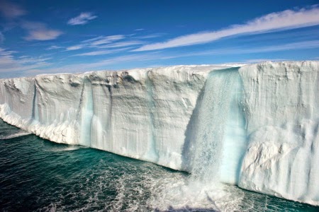 Keajaiban Alam Di Dunia Es