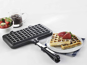 Davis and Waddell Waffle Iron