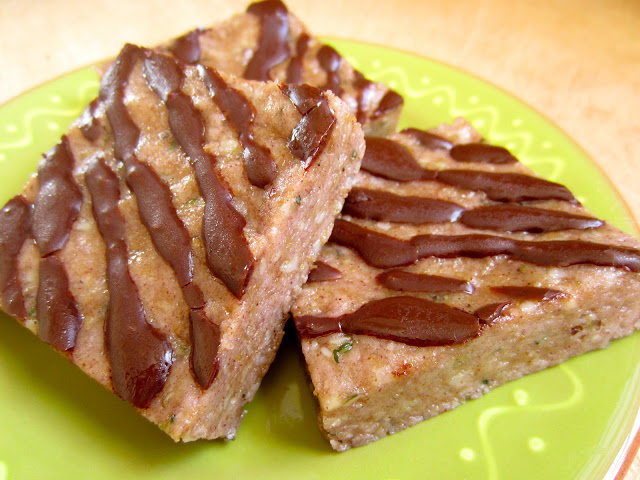 RawJunglePeanutButterChocolateEnergyBars