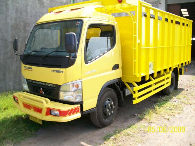 Jasa Sewa Truk  dan Pengiriman Barang  di Kota Surabaya  R 