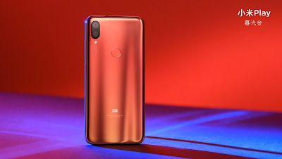 Red variant of Xiaomi Mi Play