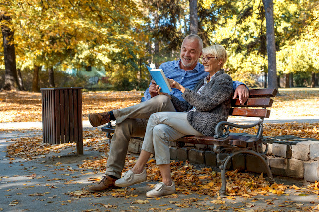La importancia de una buena lectura en adultos mayores