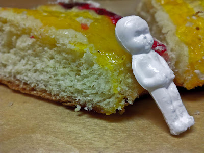 Rosca de Reyes con Muñequito o Niño Dios