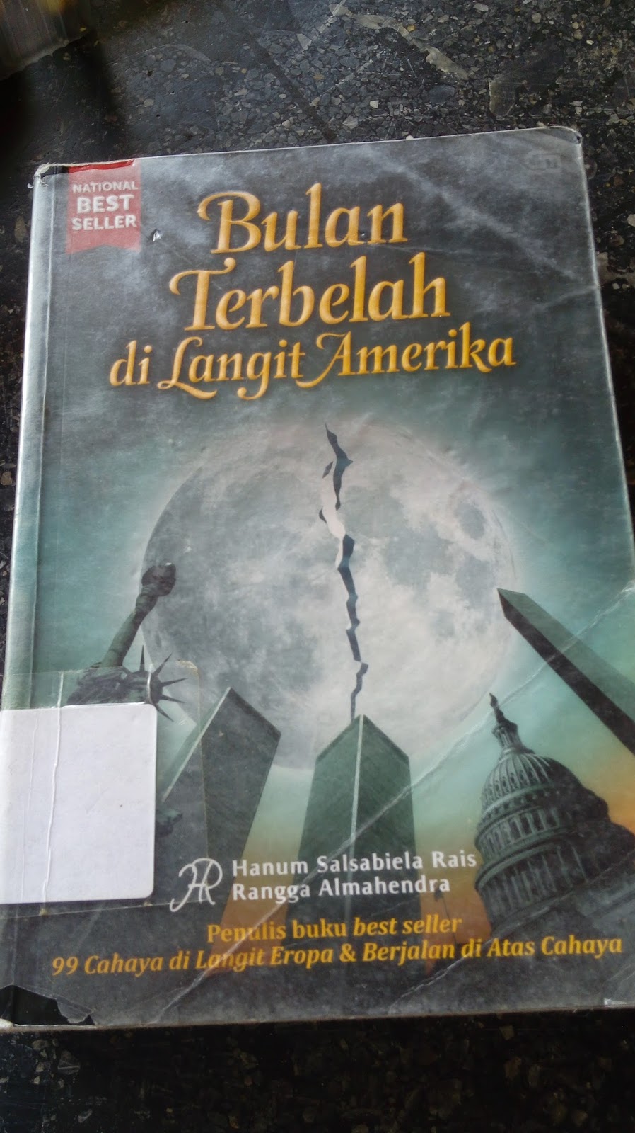 SRI AL HIDAYATI BLOG: RESENSI MEMBACA SEJARAH 11/9 DALAM ...