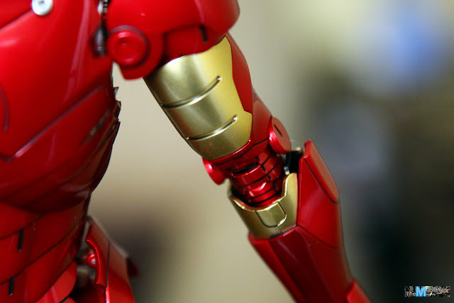 Iron Man Mark 3 Hot Toys