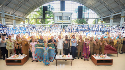 75 Kepala Sekolah dan 16 SMP Kota Bandung Deklarasikan "Zero Bullying" 