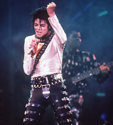Action stage, Michael Jackson