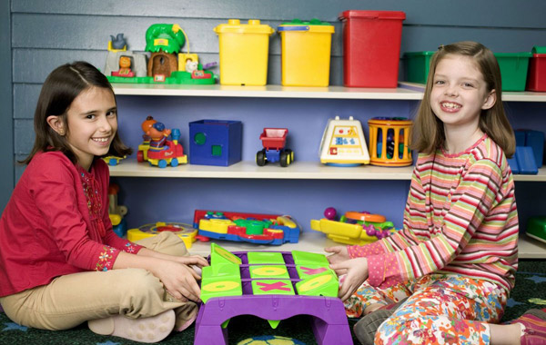 Images Of Kids Playing. is toys can educate kids.