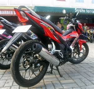 Harga Dan Spesifikasi Honda Sonic 150R