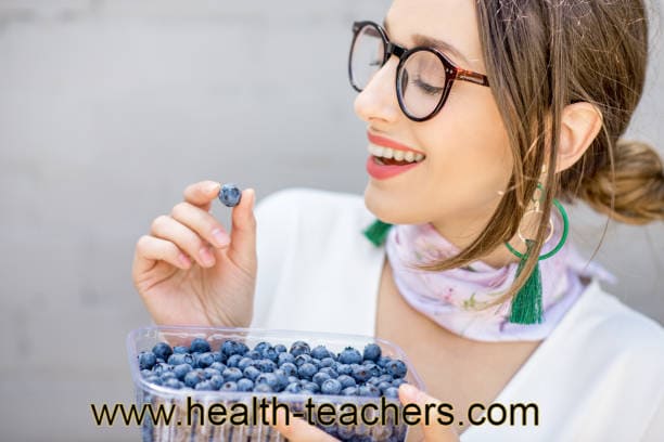 Eating blueberries daily reduces the risk of dementia