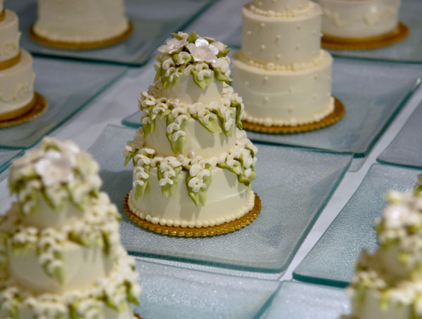 Mini Wedding Cakes